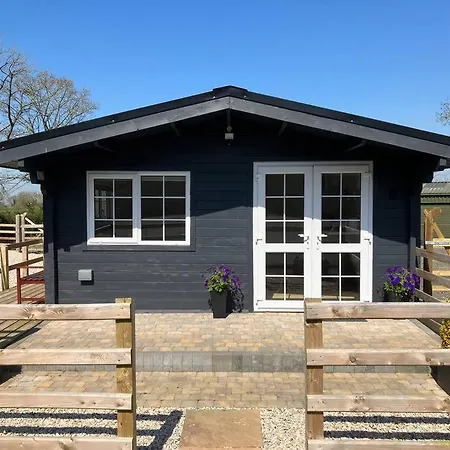 The Cabin Lisburn Exterior photo